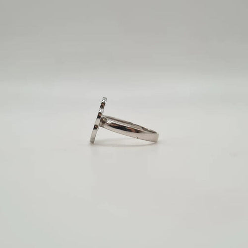Bague 54 Bague fleur en or blanc 18 carats sertie d’un diamant 58 Facettes