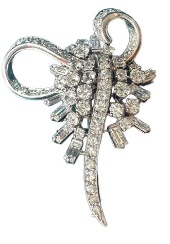 Broche Broche Art déco en or gris et platine, diamants 58 Facettes