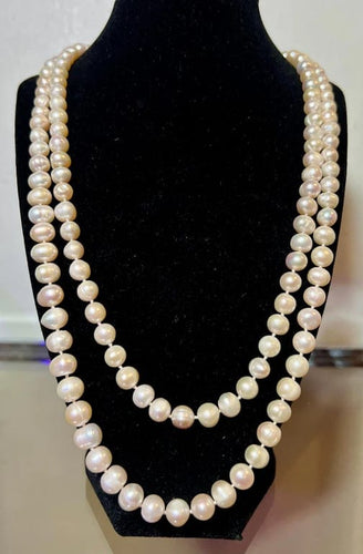 Collier Sautoir en perles de culture d'eau douce baroques 120 cm 58 Facettes