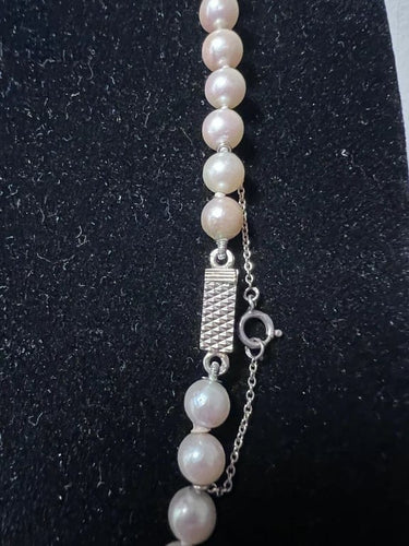 Collier Akoya - Collier de perles de culture avec fermoir en or blanc 18k 58 Facettes