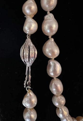 Collier Collier sautoir - 91 perles de culture, fermoir en or blanc 18k 58 Facettes
