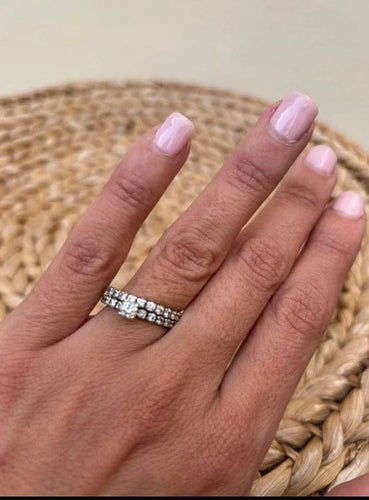 Bague 54 Jeu de deux bagues en or blanc 18 ct et diamants 58 Facettes BaAu01