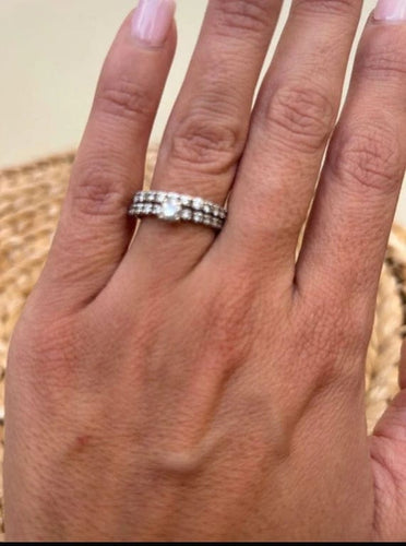 Bague 54 Jeu de deux bagues en or blanc 18 ct et diamants 58 Facettes BaAu01