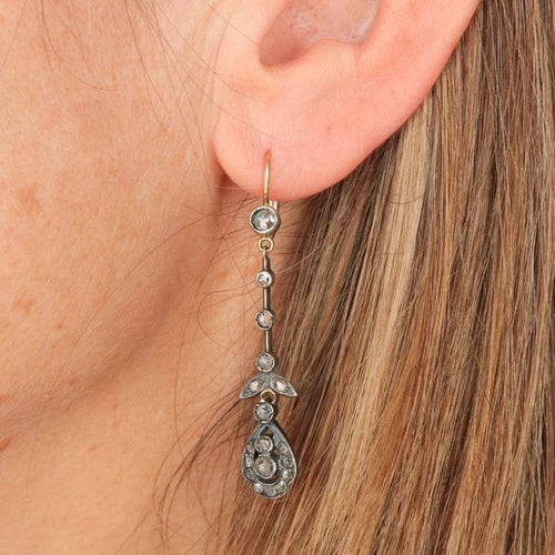 Boucles d'oreilles Boucles d'oreilles pendantes en or jaune 18 ct et argent, diamants 58 Facettes 1