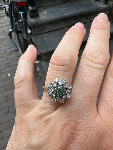 Bague 52.5 Bague en or blanc 14 carats avec alexandrite 0,60 ct et diamants 58 Facettes