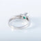 Bague 57 Bague solitaire en or blanc 18K avec émeraude 58 Facettes