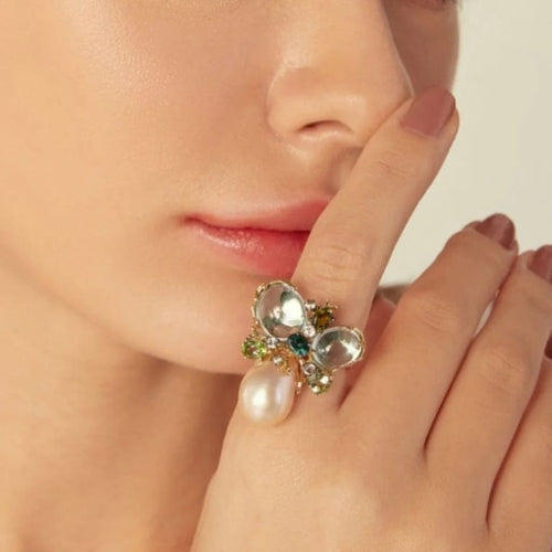 Bague 56 Romance Divine - Bague en or jaune 18 carats, perle et topazes 58 Facettes CHAT-ROM-RI-PBT