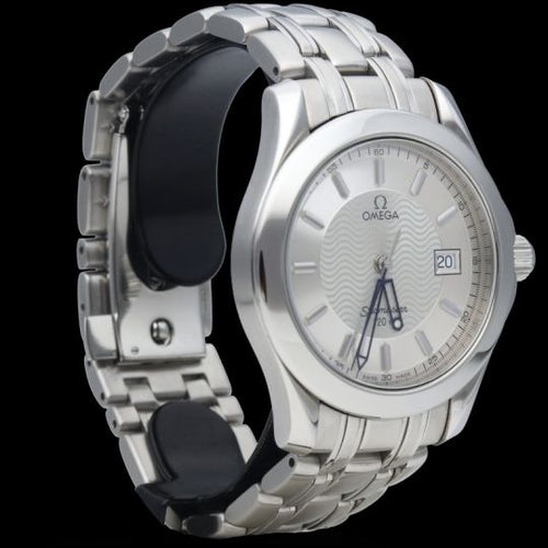 Montre Omega Montre Seamaster 120M 58 Facettes MT43075