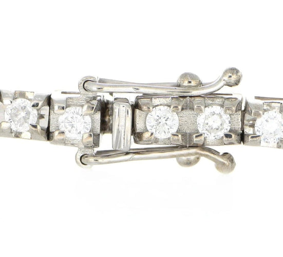 Bracelet Bracelet tennis en or blanc 18 carats et diamants 58 Facettes