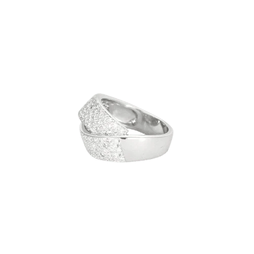 Bague 52 Bague pavée de diamants en or blanc 18k 58 Facettes 1-0000130/3