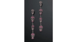 Boucles d'oreilles Pendants d’oreilles « Têtes de mort » en or noirci 18 ct rubis et diamants noirs 58 Facettes