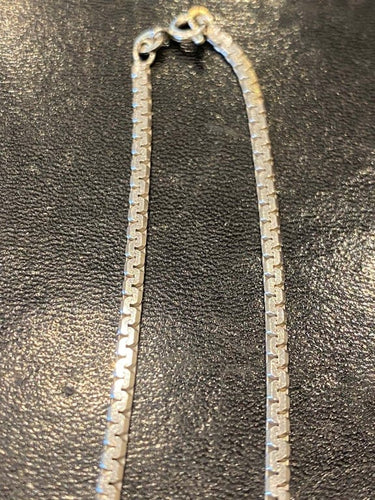 Collier Collier en or blanc 18 carats 58 Facettes