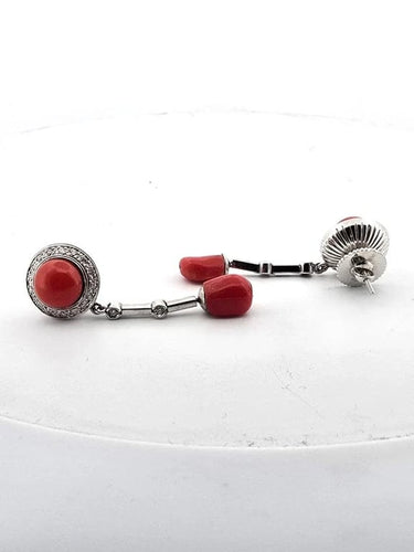 Boucles d'oreilles Boucles d'oreilles en or blanc 18 carats, diamants et corail 58 Facettes