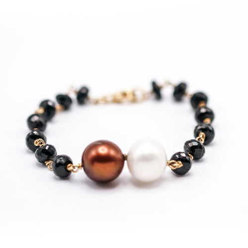 Bracelet Bracelet - Perles et spinelles noires en or jaune 18K 58 Facettes UKA000099FV