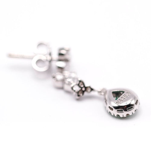 Boucles d'oreilles Pendantes - Boucles d’oreilles en or blanc 18 K, émeraudes et diamants 58 Facettes UKA000091FV