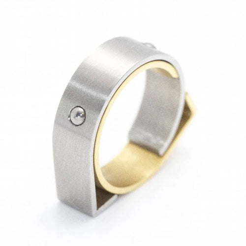 Bague 53 Carl Dau Geometry - Bague en or jaune et acier sablé 58 Facettes D359995JC