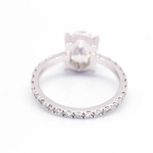 Bague 47 Bague solitaire en or blanc 18 kt avec diamant ovale 1,01 ct 58 Facettes D360903FV