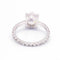Bague 47 Bague solitaire en or blanc 18 kt avec diamant ovale 1,01 ct 58 Facettes D360903FV