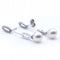 Boucles d'oreilles Boucles d'oreilles longues en or blanc, diamants et perles 58 Facettes N102863LF