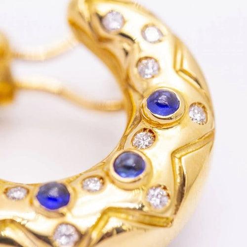 Boucles d'oreilles MEDIALUNA - Boucles d’oreilles en or jaune 18 ct, diamants et saphirs 58 Facettes N102935EJ
