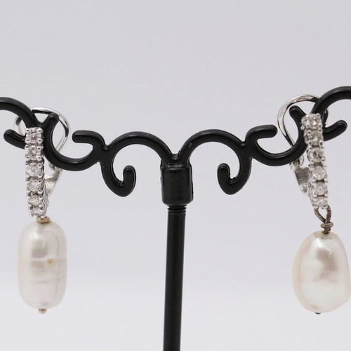 Boucles d'oreilles Boucles d'oreilles - Perles baroques naturelles et diamants en or blanc 18 ct 58 Facettes D359537JC