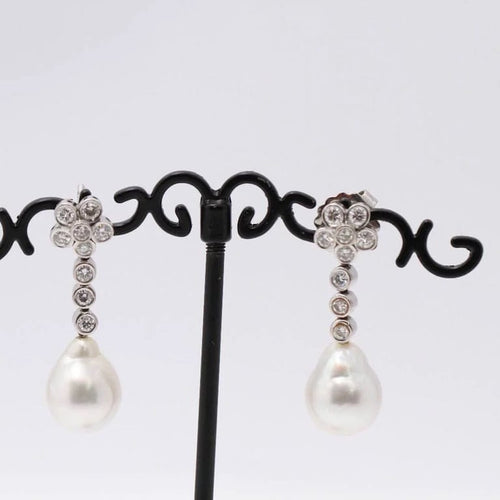 Boucles d'oreilles Boucles d’oreilles - Perles australiennes naturelles et diamants en or blanc 18 ct 58 Facettes D359536JC