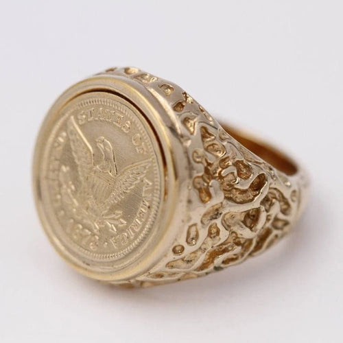 Bague 56.5 Bague sceau homme en or jaune 18 carats avec pièce américaine 1873 58 Facettes D364103JC