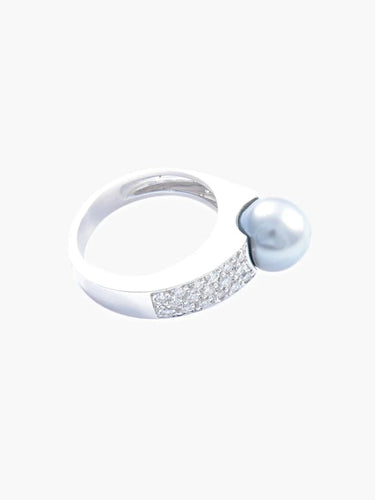 Bague 53 Bague en or blanc 18 ct avec perle noire et diamants 58 Facettes