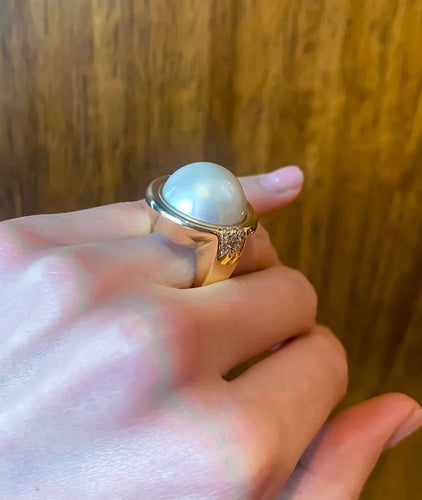 Bague 50 Bague perle Mabé en or jaune 750 et diamants 58 Facettes