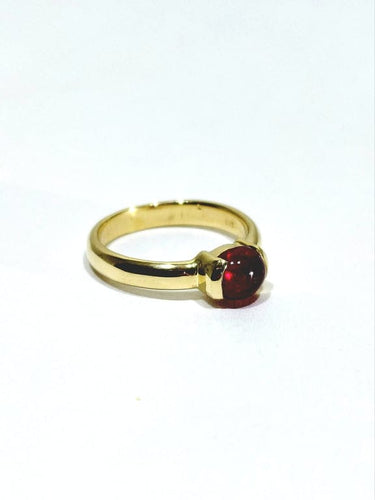 Bague 51 Bague en or jaune 14 carats avec rubis cabochon 58 Facettes 1714124