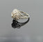 Bague 56 Bague marguerite fleur vintage en or gris 18K sertie de diamants 58 Facettes AX-570