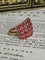 Bague 49 Bague rectangulaire en or jaune 18K et rubis birmans 58 Facettes 236