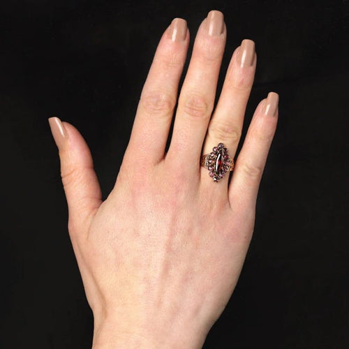 Bague 51 Bague ancienne marquise en or rose 18 carats aux grenats 58 Facettes 25-021
