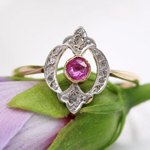 Bague 58 Bague ancienne rubis et diamants taille rose en or jaune 18 carats 58 Facettes 22-001