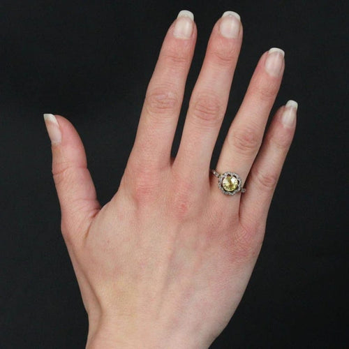 Bague 51 Bague fleur ancienne en or jaune et platine, saphir jaune et diamants 58 Facettes 24-156