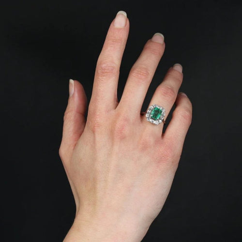 Bague 55 Bague fleur en or blanc 18 carats, émeraude et diamants 58 Facettes 24-062