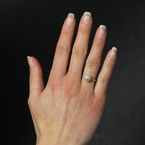 Bague 55 Bague ancienne perle de culture et diamants en or blanc 18 carats 58 Facettes CV98