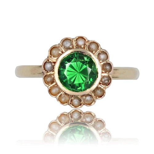 Bague 50 Bague ancienne en or jaune 18 carats grenat vert et perles fines 58 Facettes 23-261A