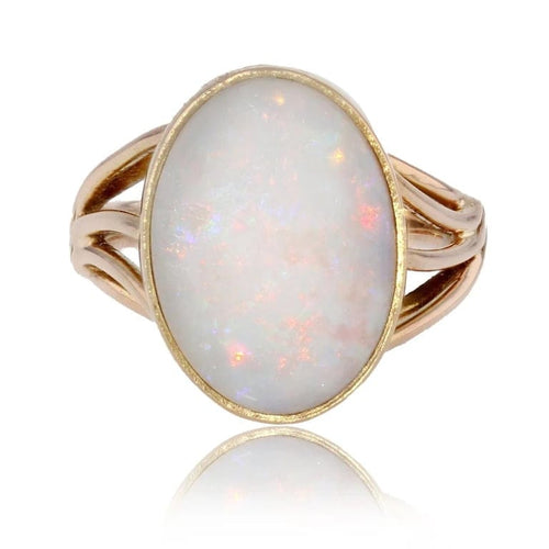 Bague 48 Bague ancienne en or jaune 18 carats et opale 58 Facettes 22-573