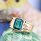Bague 60 Bague jonc ancienne en or jaune 18 carats et émeraude 58 Facettes 22-635