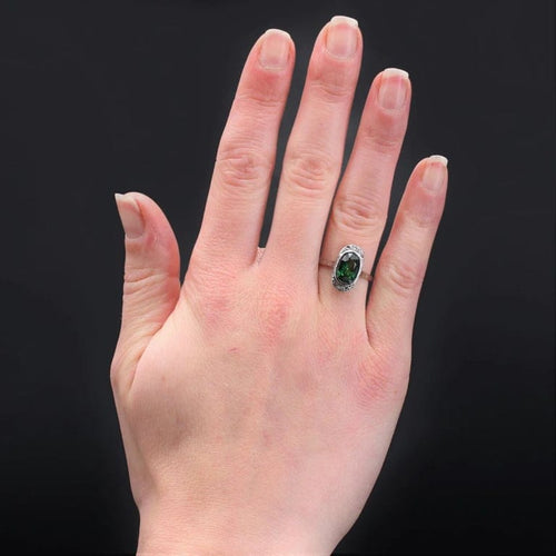 Bague 51 Bague ancienne ovale en or blanc 18 carats avec tsavorite et diamants 58 Facettes 22-491