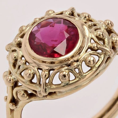Bague 49 Bague ancienne en or jaune 18 carats avec rubis naturel 58 Facettes 22-449