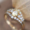 Bague 58 Bague saphir jaune et diamants en or jaune 18 carats 58 Facettes 22-383