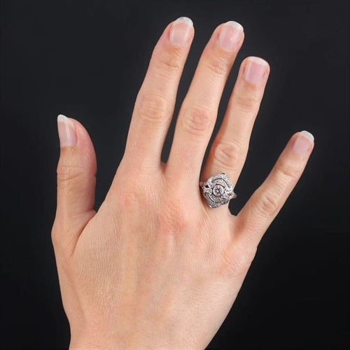 Bague 54 Bague Art déco en or blanc et platine ornée de diamants 58 Facettes 22-427