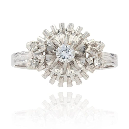 Bague 53 Bague rétro en or blanc 18 carats aux saphirs blancs 58 Facettes 19-521B