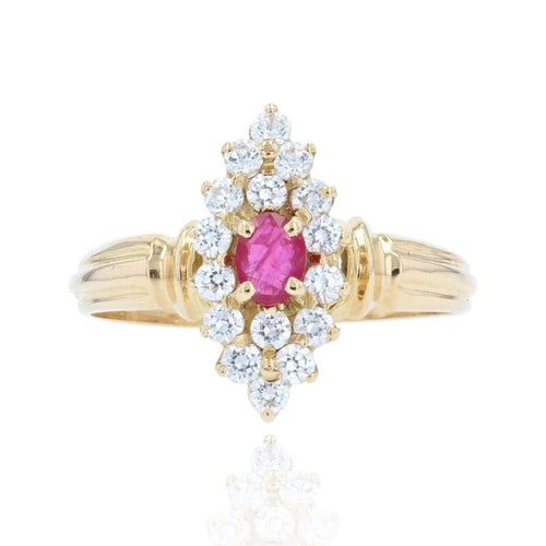 Bague 54 Bague marquise en or jaune 18 carats, rubis et diamants 58 Facettes 22-207