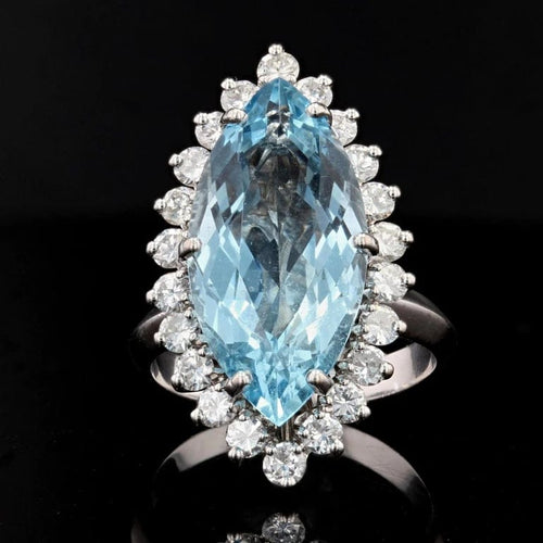 Bague 53 Bague marquise aigue-marine et diamants en or blanc 18 carats 58 Facettes 22-115