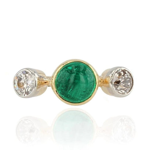Bague 54 Bague émeraude cabochon et diamants en or jaune 18 carats 58 Facettes 21-727