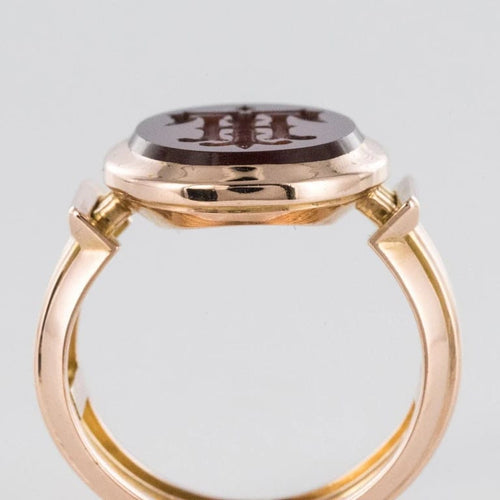 Bague 53 Bague chevalière intaille sur cornaline en or jaune 18 carats 58 Facettes 19-641-51
