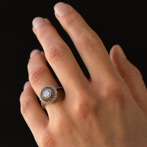 Bague 53 Bague ronde dentelle en platine et diamants 58 Facettes 20-086-55